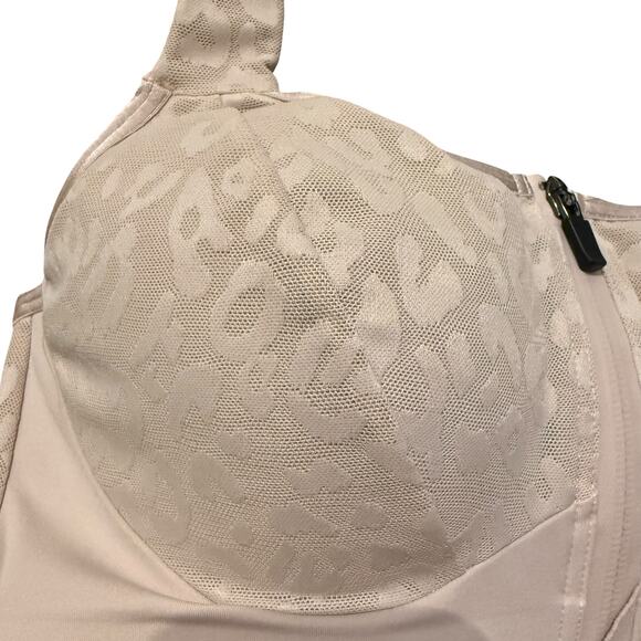 Victoria's Secret Blush Pink Leopard Print Incredible Knockout Ultra Max Bra 34D - Picture 2 of 9